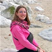 Tuteur /aide aux devoirs / soutien scolaire Je suis patiente, dynamique et souriante, je m'adapte aux besoins de l'élève